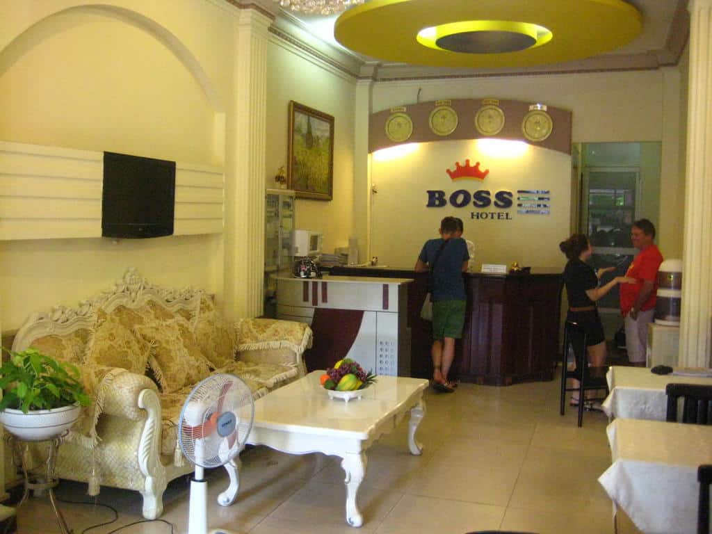 Boss Hotel 2 - Reception