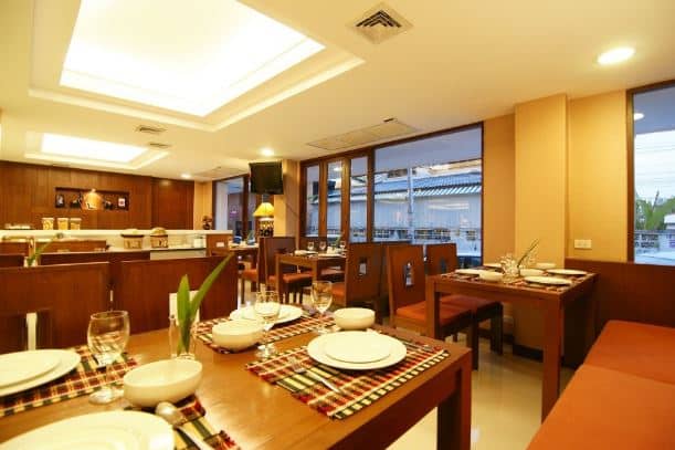 mariya hotel-dining-area