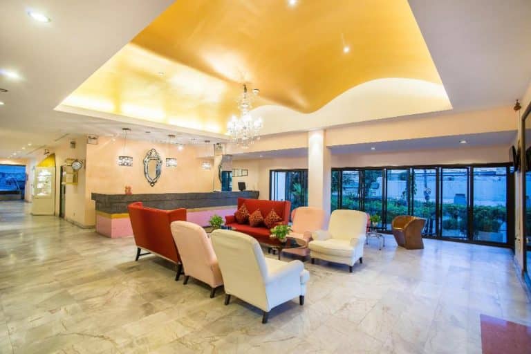 Bella Villa Metro Hotel-Lobby