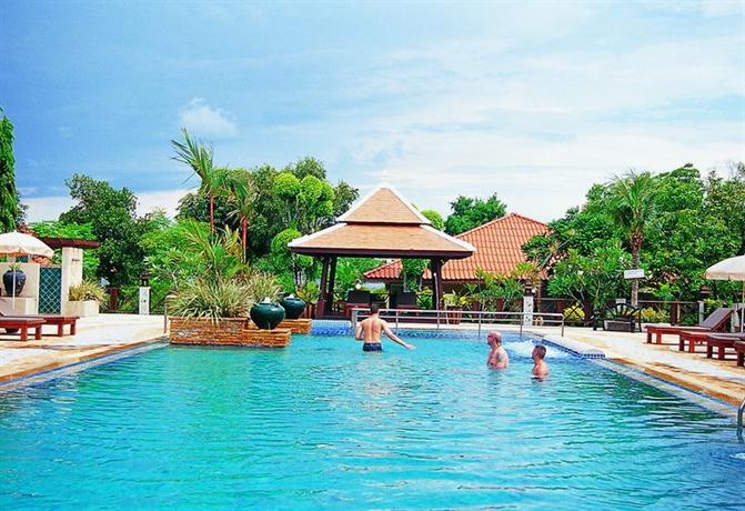 Sabai Resort Pattaya Best Guest Friendly Hotels In North Pattaya-Swimming pool
